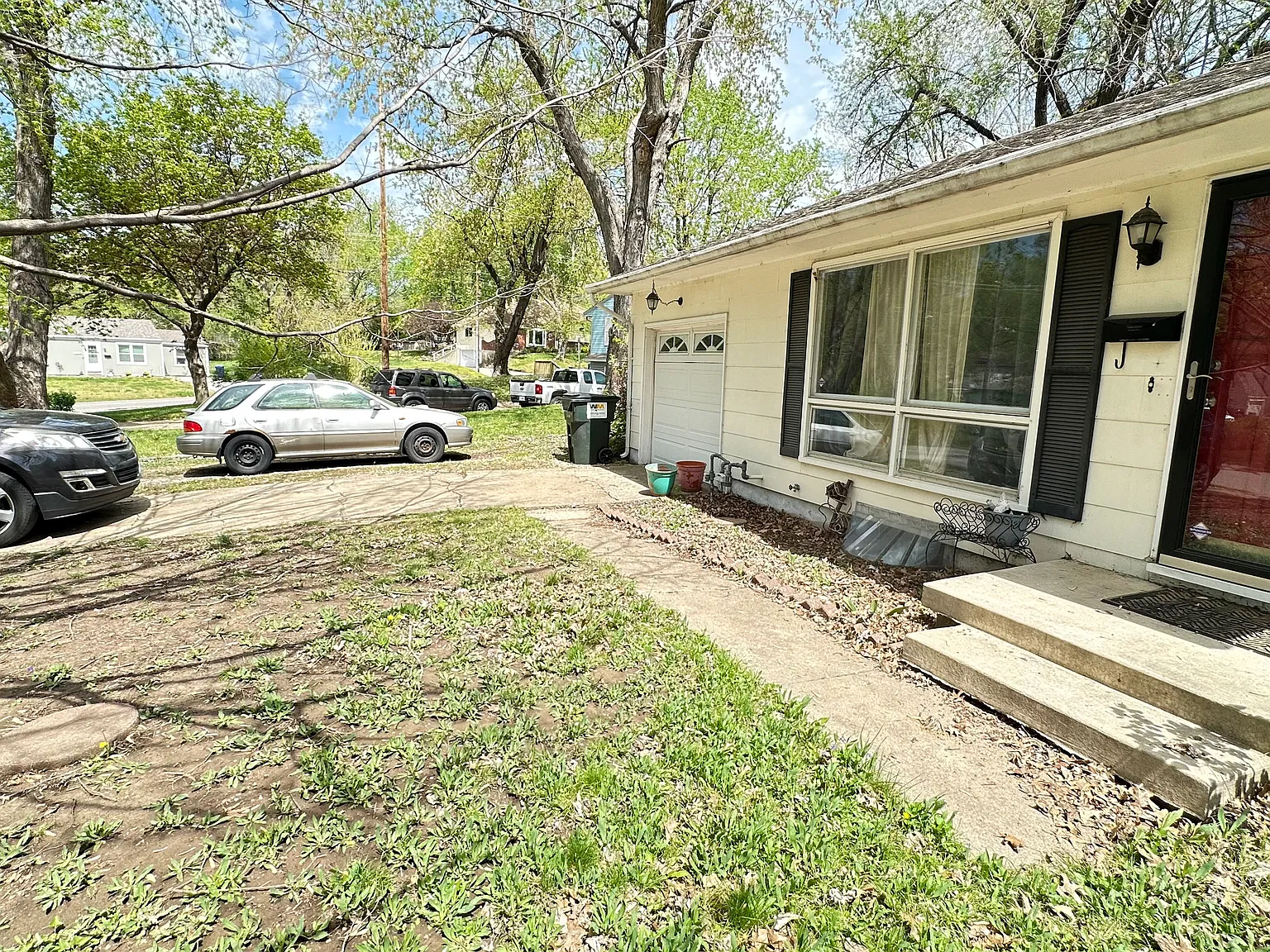 3 bed, 960 sqft, $1,595 — Photo 3