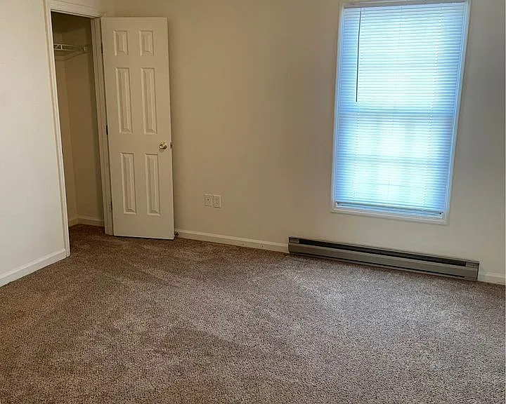 201 Aqueduct Dr — Photo 5