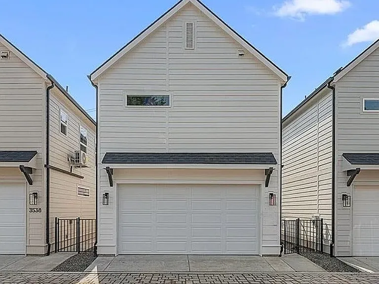 3550 W Anderson St — Photo 13