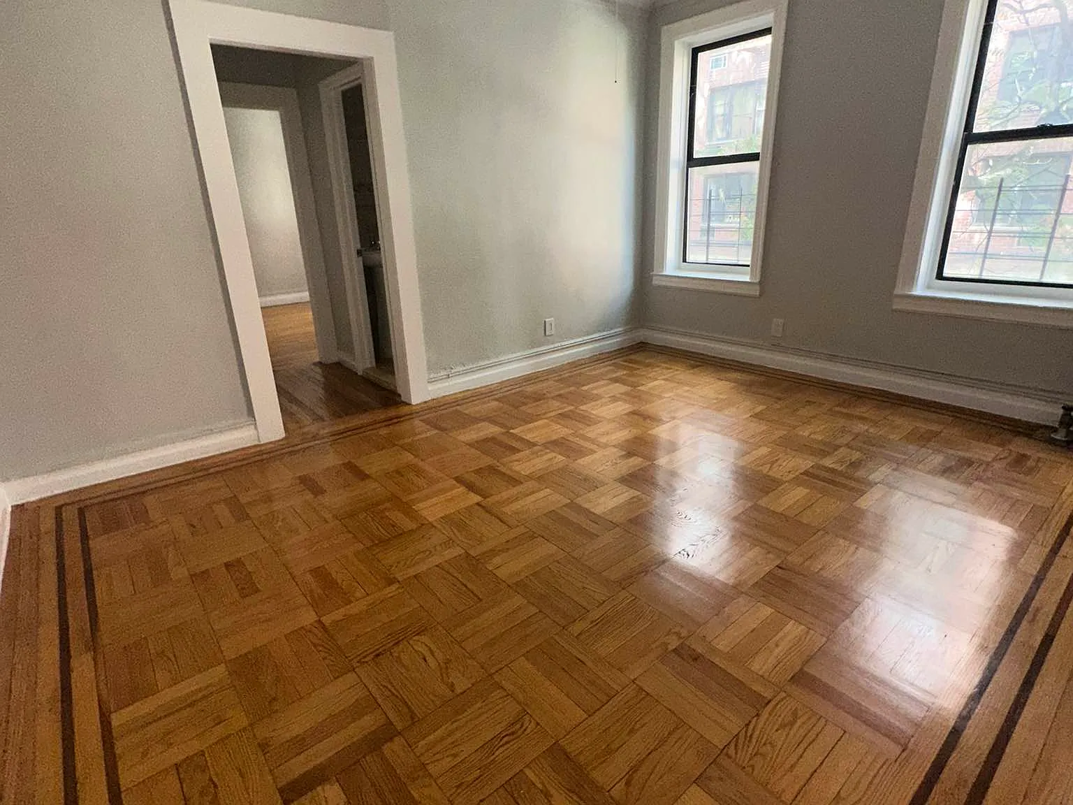 287 Linden Boulevard — Photo 2