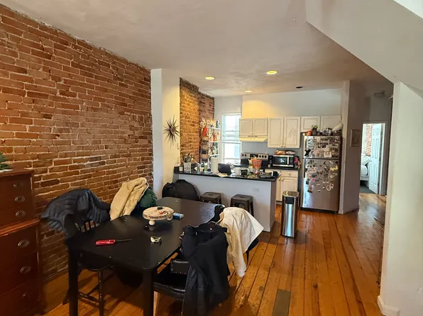 58 Hemenway St APT 3F, Boston, MA 02115