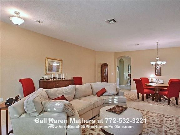 3rd image of 1776 SW Jamesport Dr