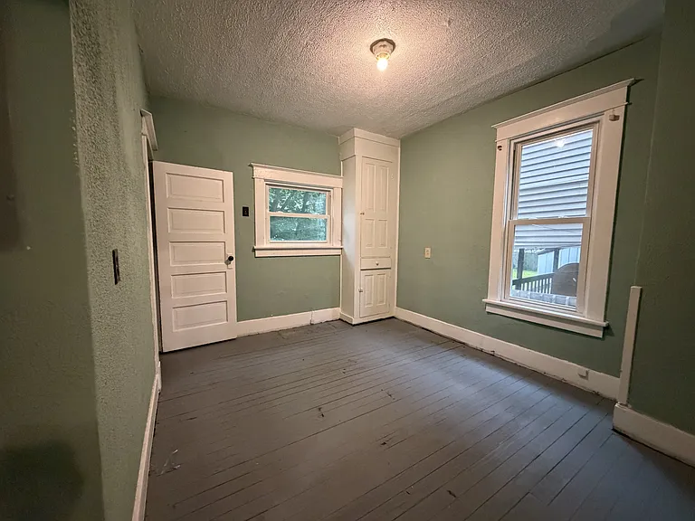 512 W Marion St #A — Photo 3