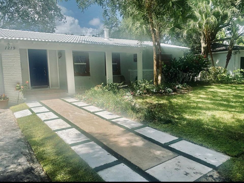 1st image of 1219 Aduana Ave