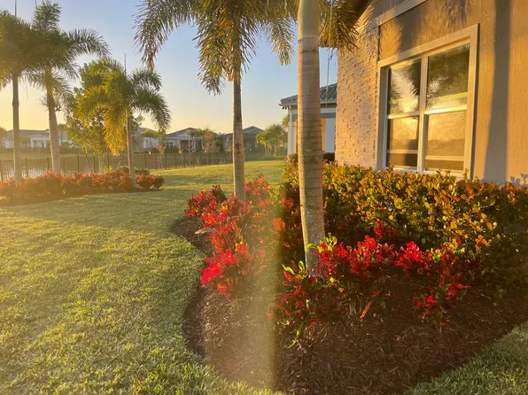 12421 Banner Ct, Palm Beach Gardens, FL 33412