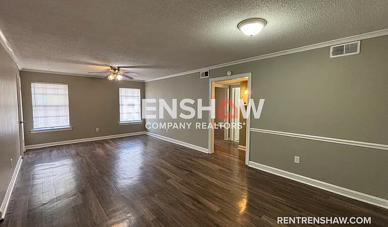 3219 Thirteen Colony Mall #2B — Photo 13