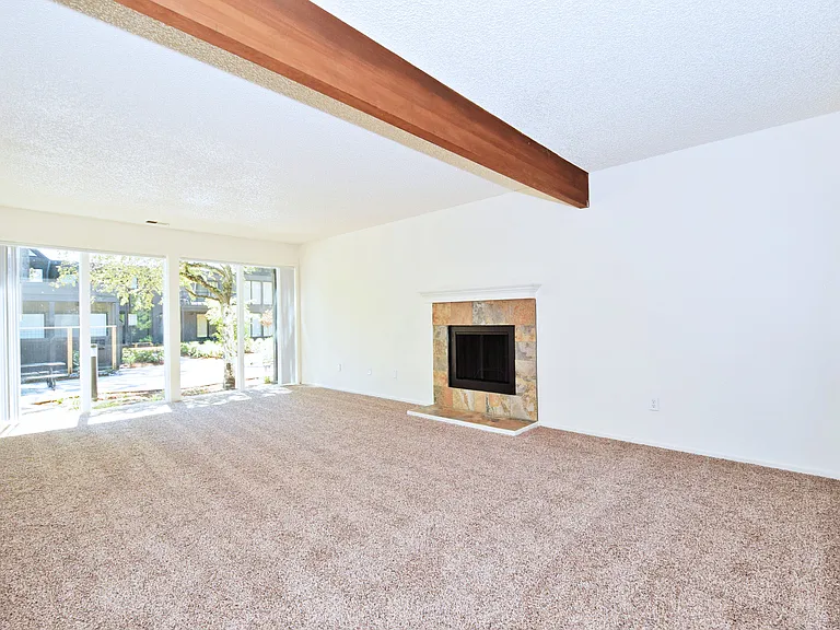 Timberwood Apartments — Photo 36