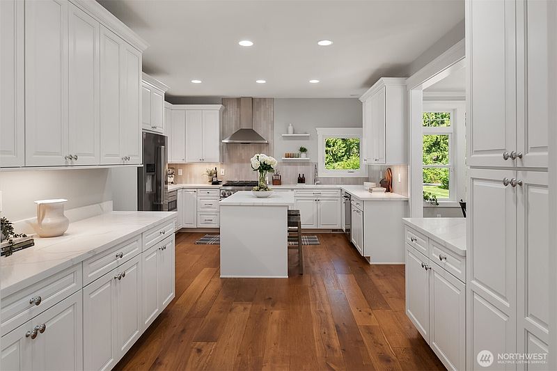 5th image of 21939 NE 187th Street