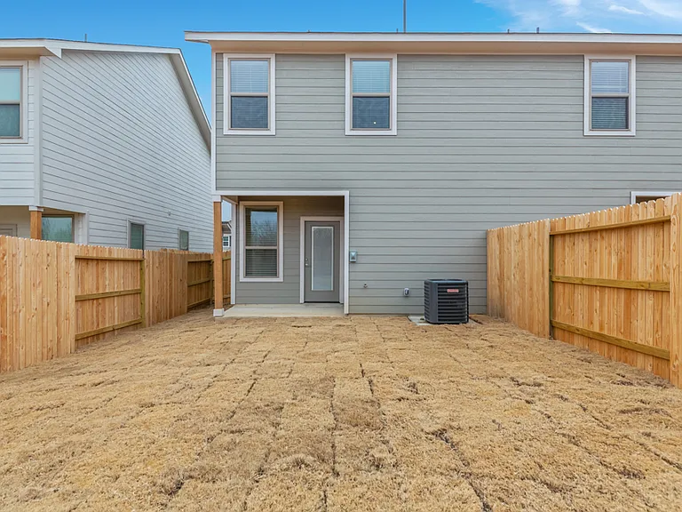 7612 Briarwood Pass #102 — Photo 24