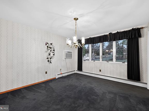 5th image of 667 Lily Rd