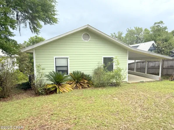 4163 Crystal Lake Dr, Chipley, FL 32428