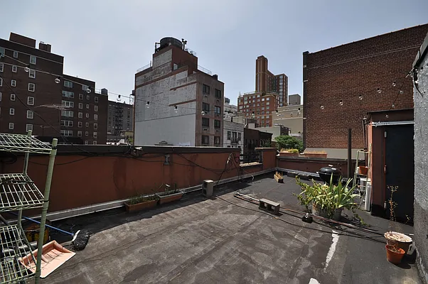 Rented by Compass | media 17