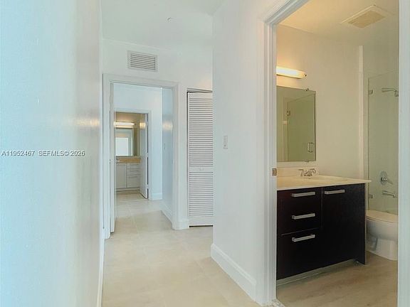 4th image of 2525 SW 3rd Ave APT 1709