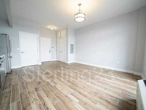 3rd image of 3112 24th Ave APT 3B