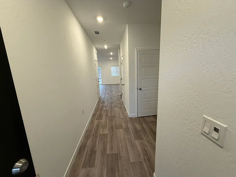 6296 W Ramona Way — Photo 5