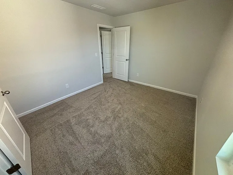 800 Putney Hill Rd — Photo 10