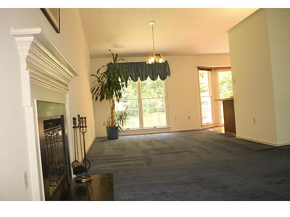 2nd image of 4106 Woodland Dr