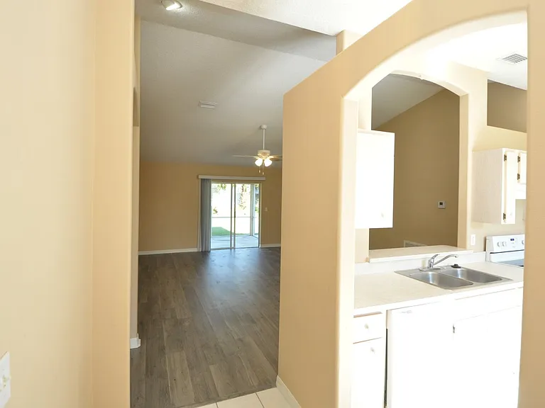 23 Primrose Ln — Photo 8