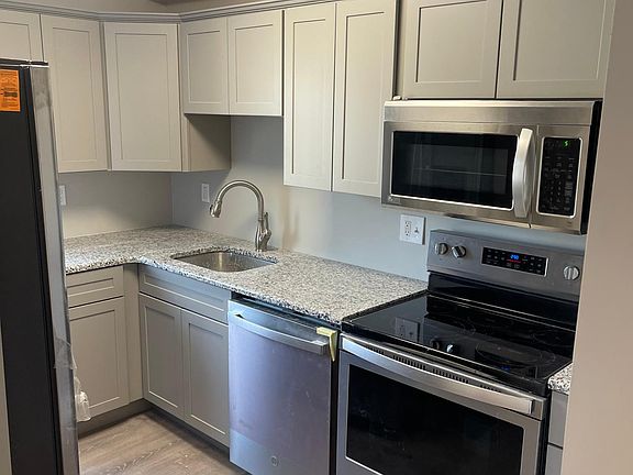 3rd image of 611 Central Ave #1