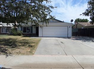 628 Walnut Ave, Patterson, CA 95363