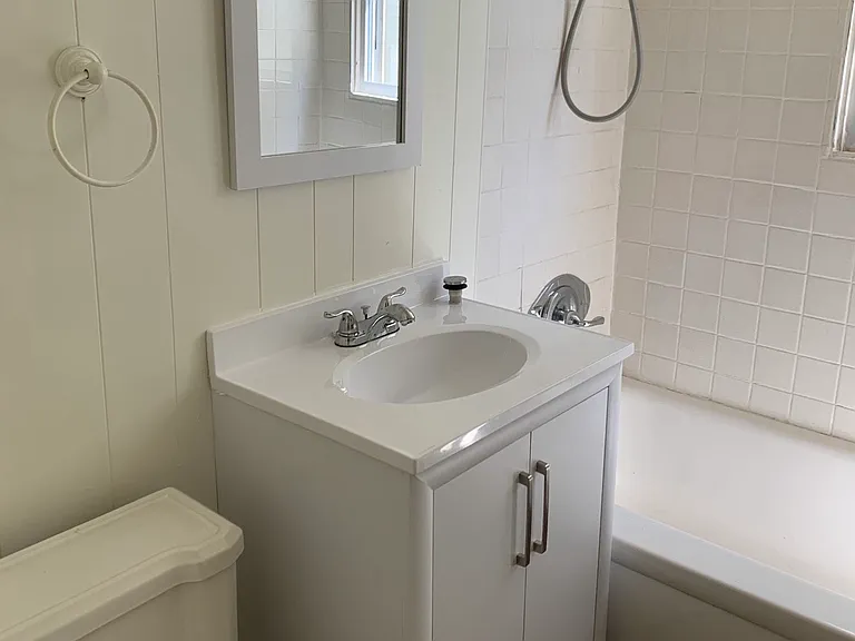 85 Thomas St #2 — Photo 11