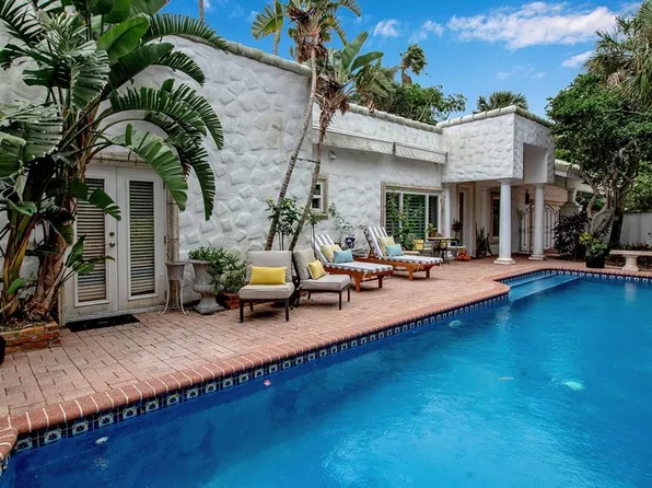 354 Monroe Dr, Sarasota, FL 34236