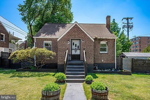 801 Cox Ave Photo 1