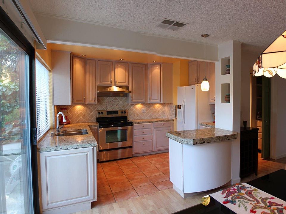 1st image of 4667 Columbia River Ct