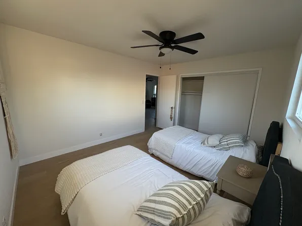 16245 Pine St, Hesperia, CA 92345