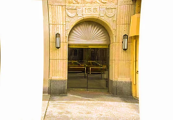 Rented by Manhattan Realty Group | media 7