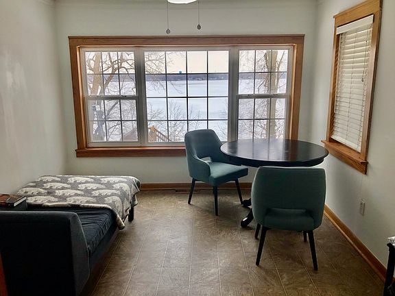 5th image of 14 E Lake Shore Dr