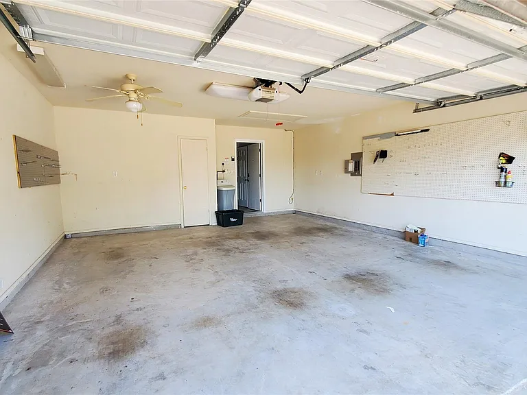 201 Rio Vista Dr — Photo 24