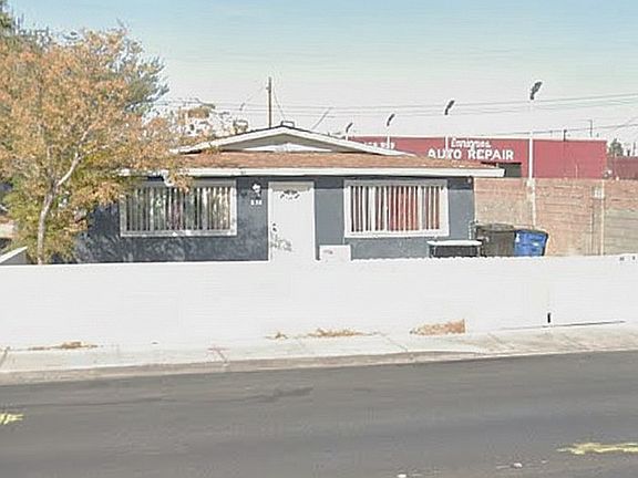 3rd image of 844 W Lake Mead Blvd