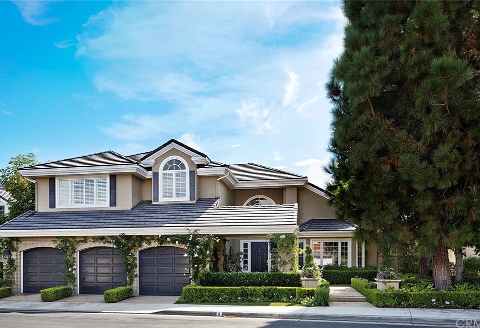 1st image of 11 Belcourt Dr