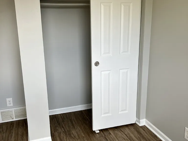 306 Garfield Ave — Photo 18