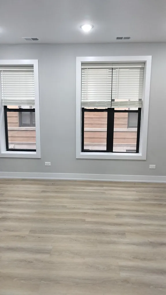 1 bed, 600 sqft, $2,930 — Photo 2