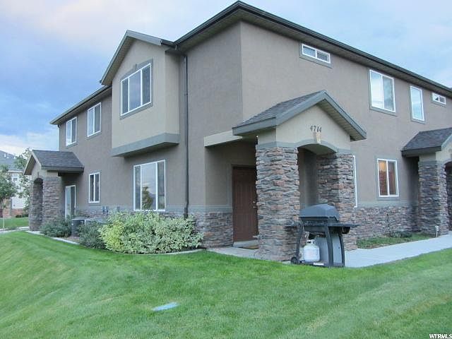 1st image of 4714 W Thorndale Way