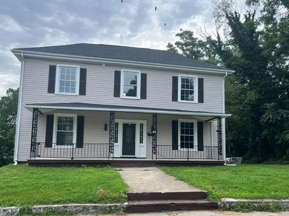 318 Farrar St, Danville, VA 24540