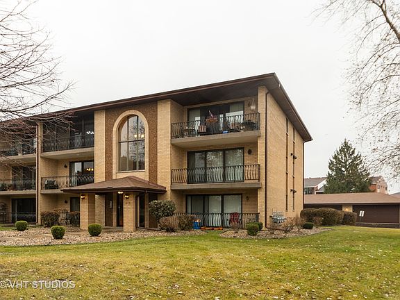 2nd image of 15651 Garden View Ct APT 2C