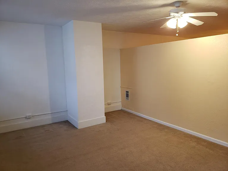 111 Smithfield St — Photo 11