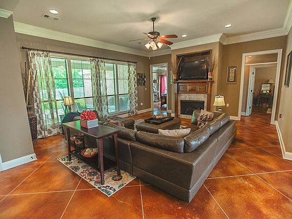5th image of 10729 Creek Haven Ln