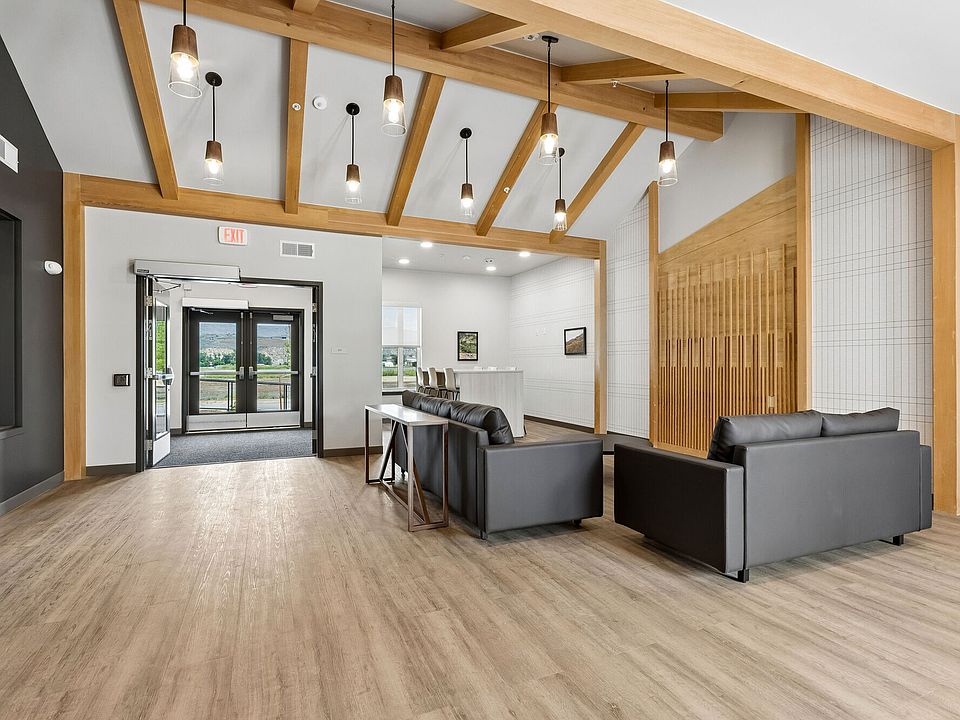 1st image of 1570 Meadowlark Way #5