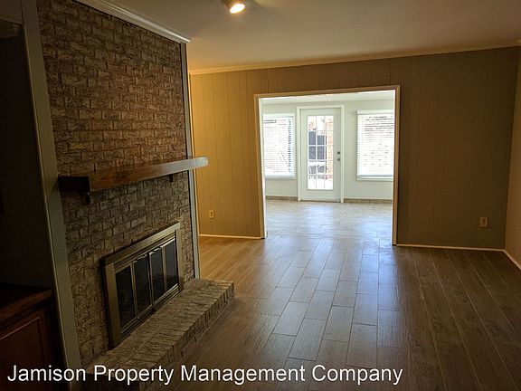 5th image of 6629 Bunker Hill Cir