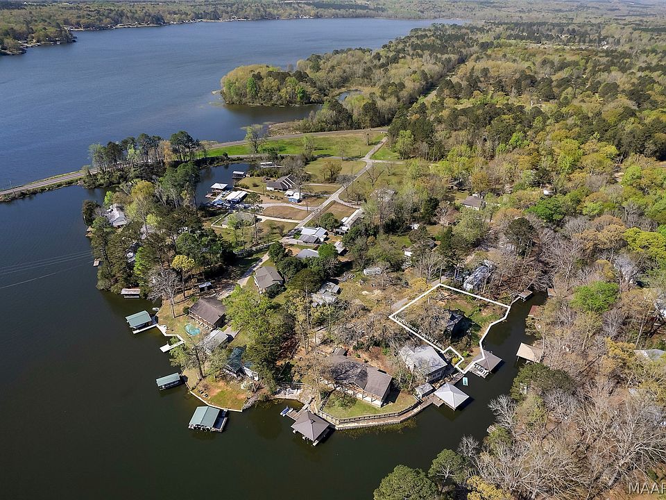 1st image of 272 Briar Loop Rd