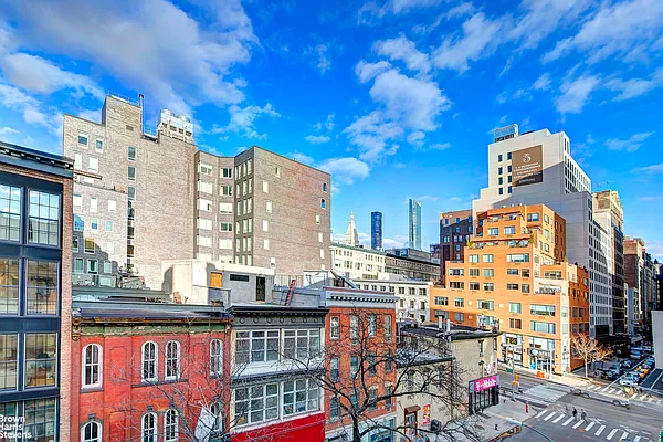 Rented by Brown Harris Stevens | media 16