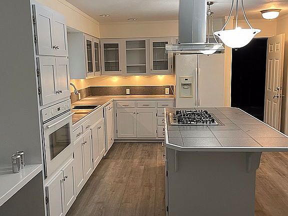 Beautiful kitchen!