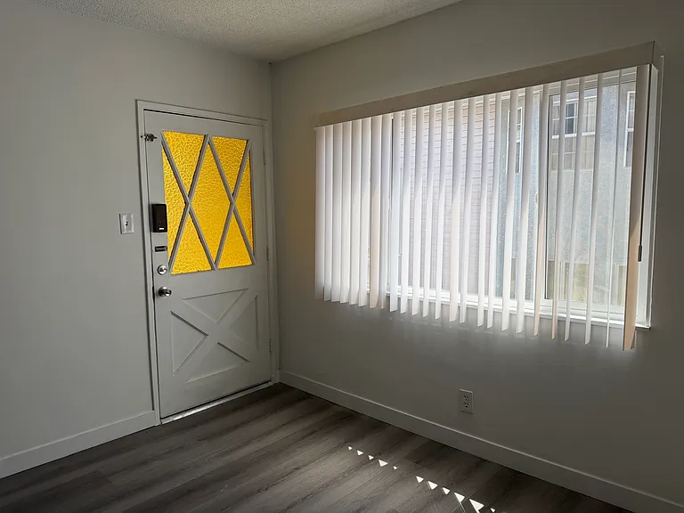 720 S Sierra Vista Ave #C — Photo 3