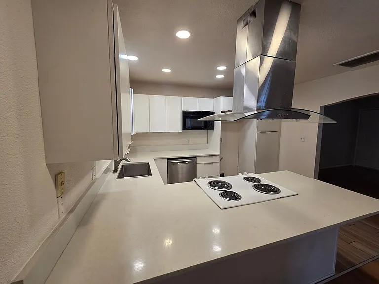 1837 E Brookdale St — Photo 5