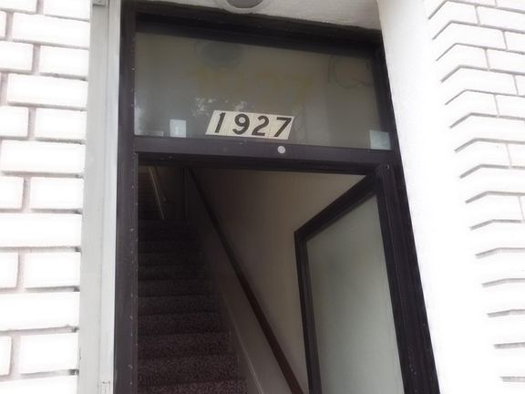 3rd image of 1927 Taraval St Ste 1