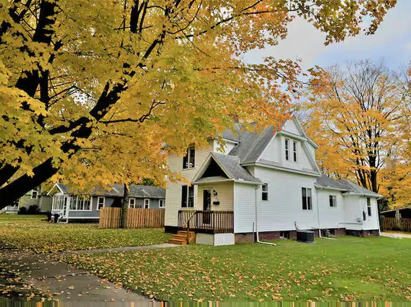 402 E Jefferson St, Cassopolis, MI 49031